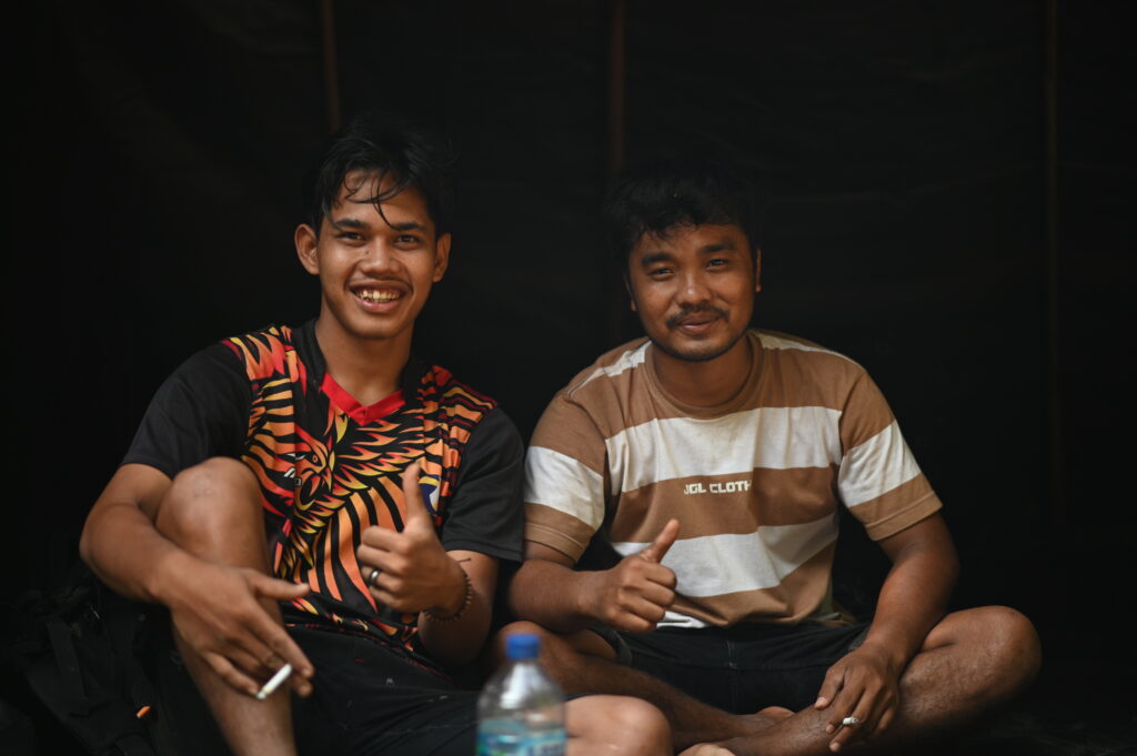 Bukit Lawang Trekking Team